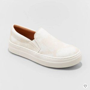 Target Size 8.5 Women's Alvina Sneakers Universal Thread